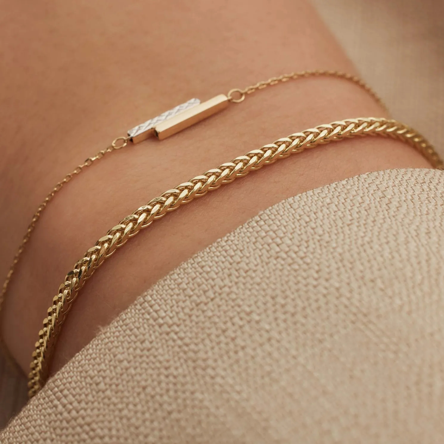 Aidee Sharla 14 karaat gouden schakelarmband