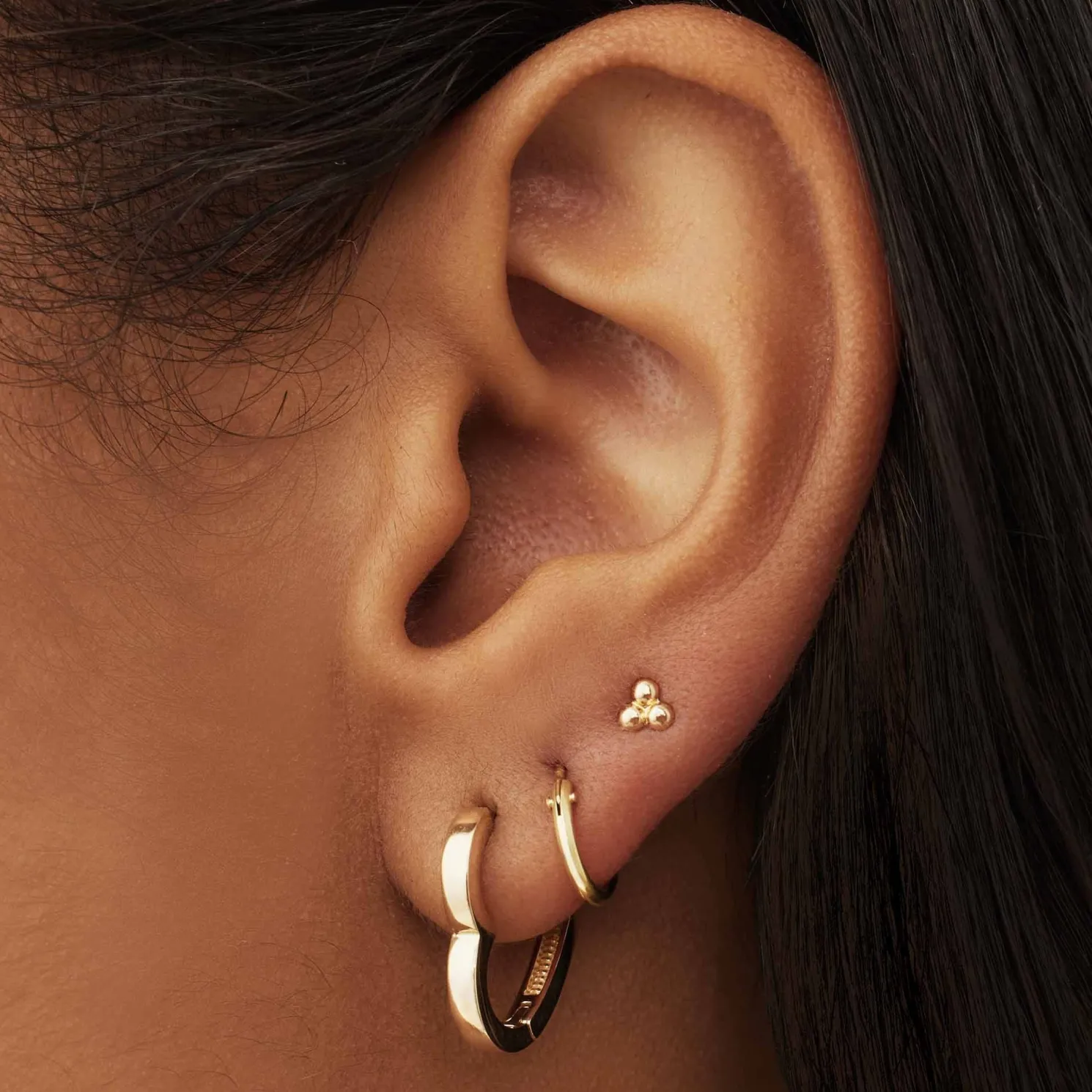 Belleville Amore 14 karaat gouden hartjes oorbellen