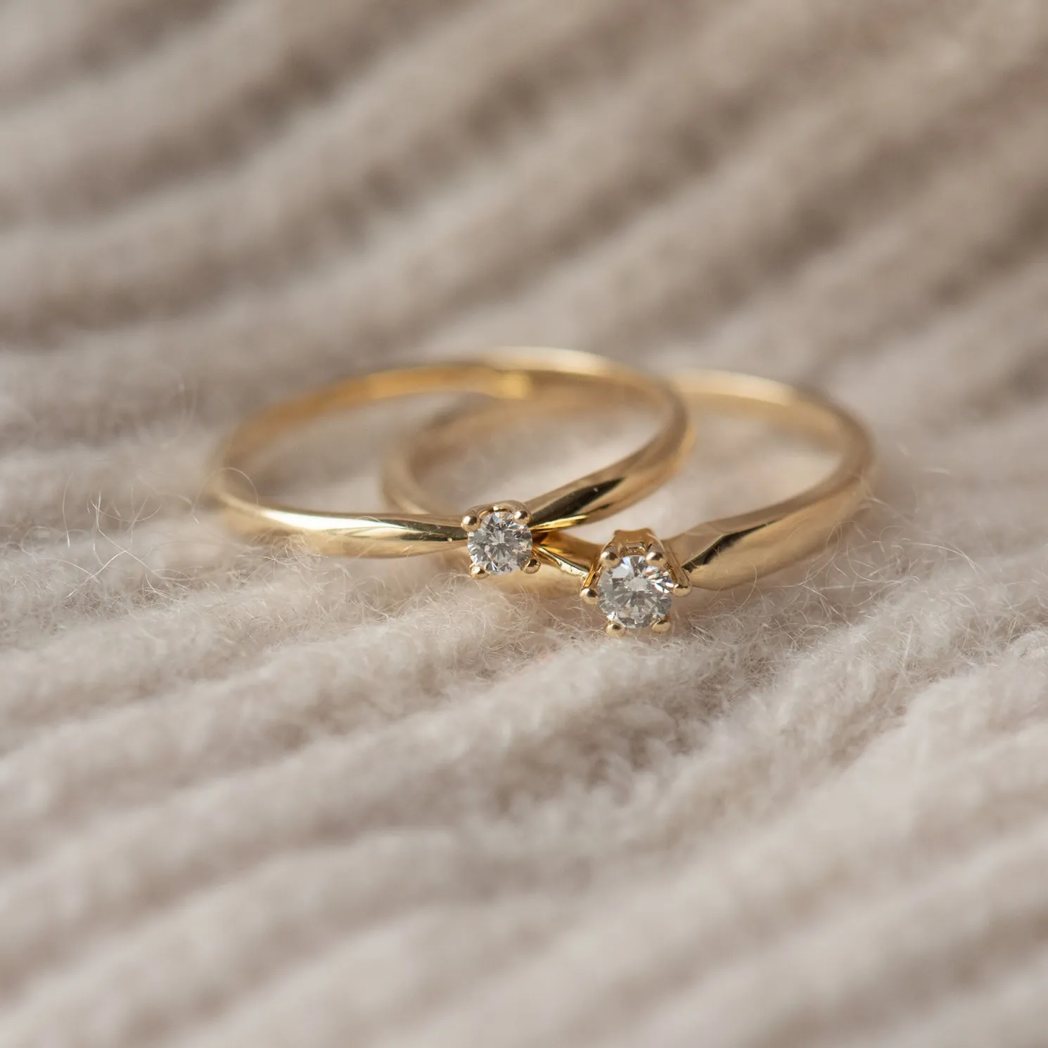 De la Paix Celesse 14 karaat gouden ring met diamant 0.07 karaat