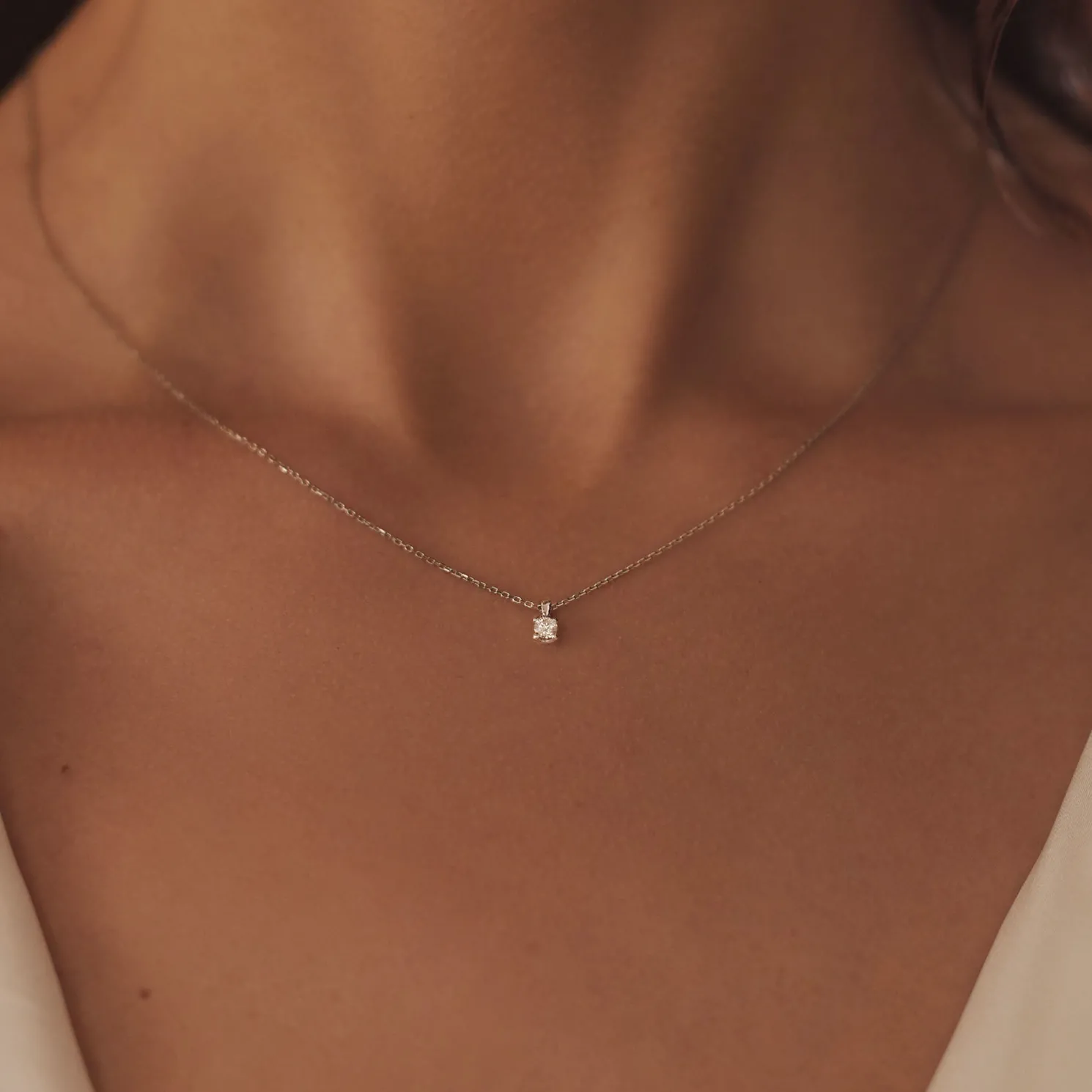 De la Paix Christine 14 karaat witgouden collier met diamant 0.10 karaat