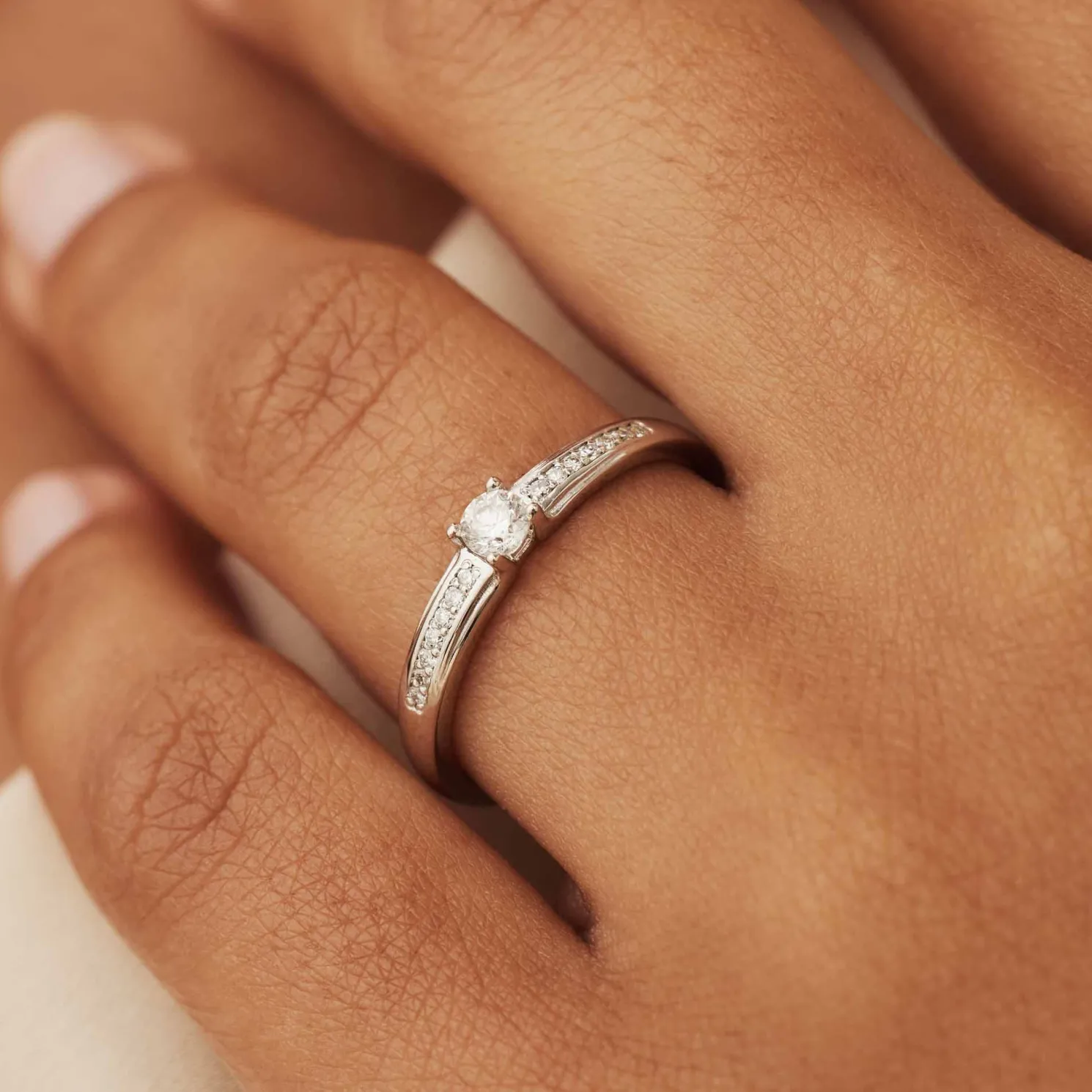 De la Paix Madeline 14 karaat witgouden ring met diamant 0.20 karaat