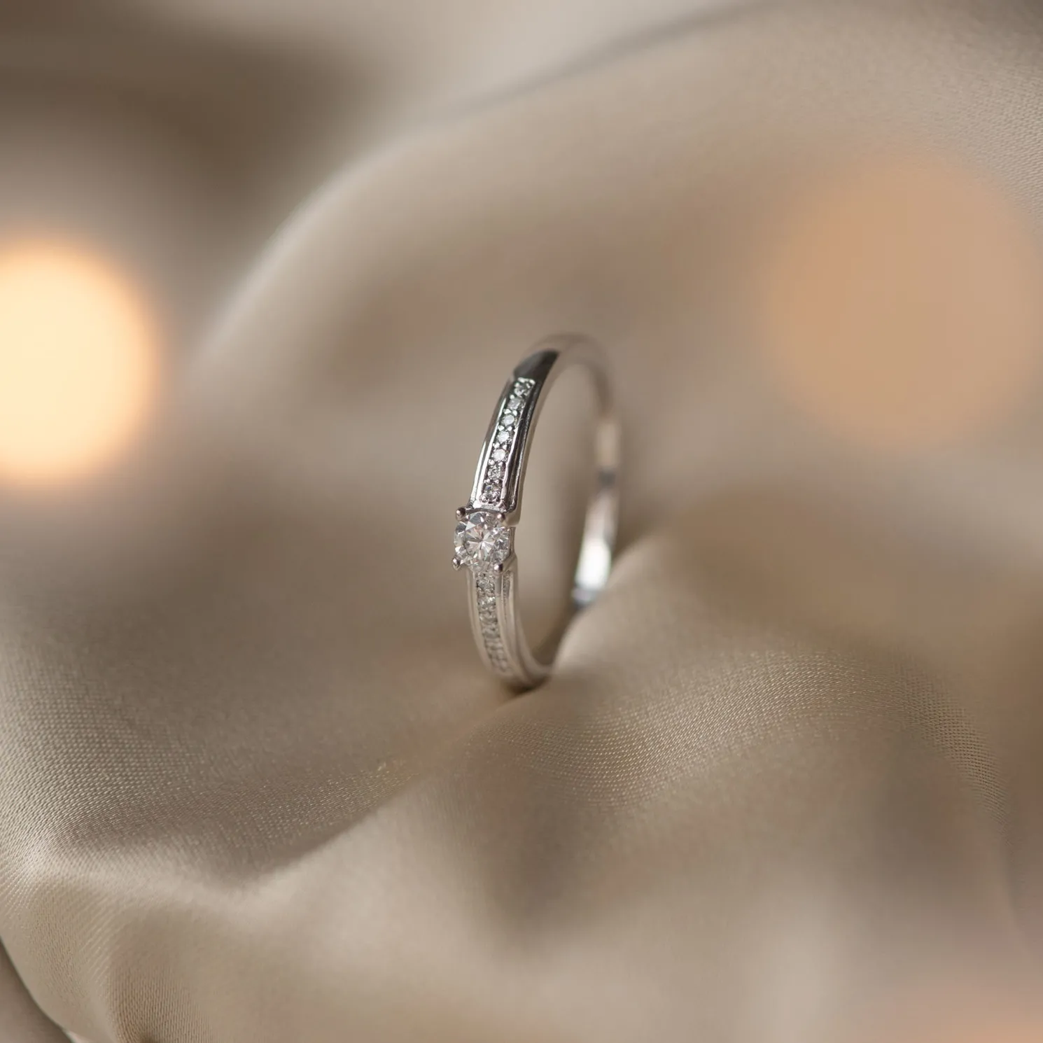 De la Paix Madeline 14 karaat witgouden ring met diamant 0.20 karaat