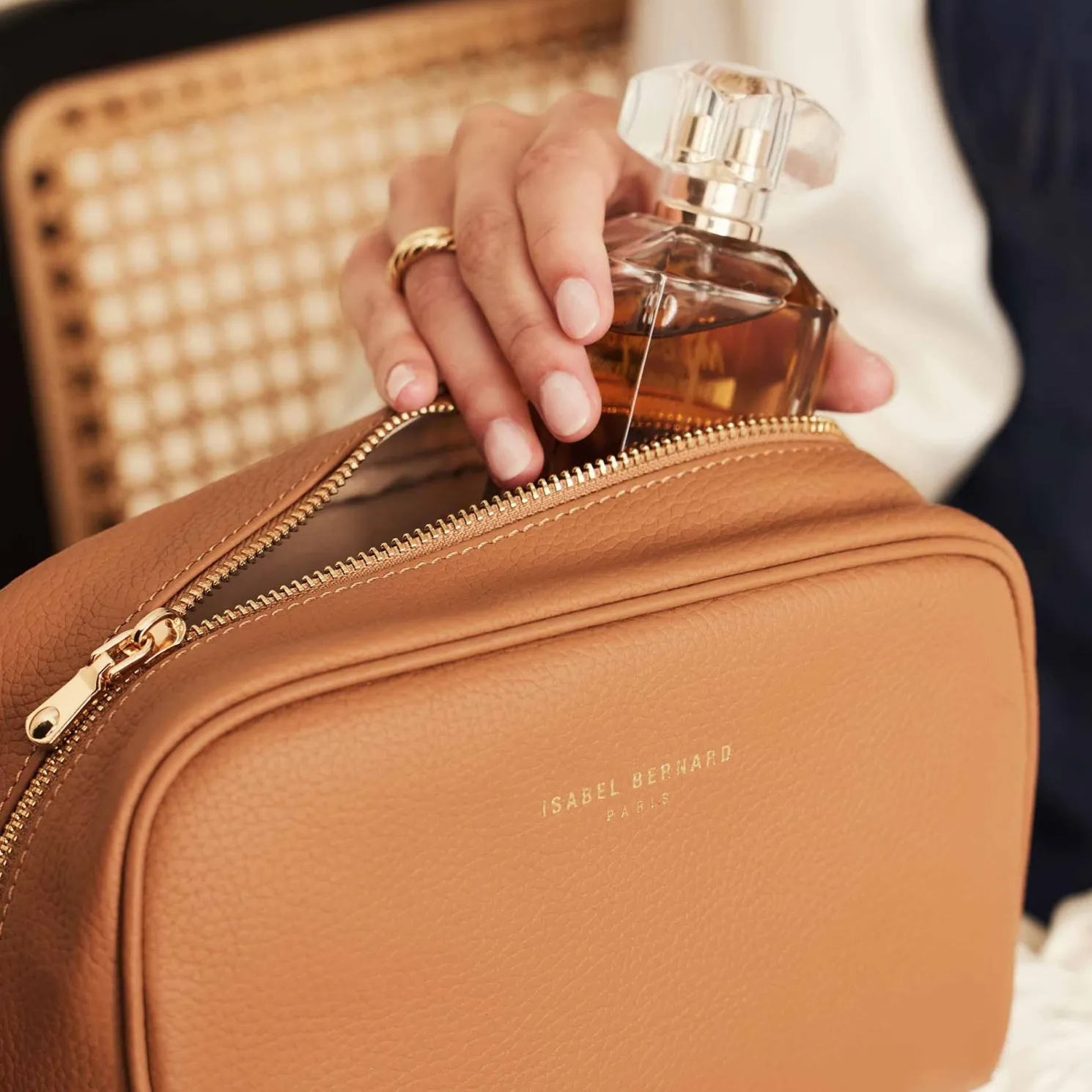 Honoré Blaize camel leren toilettas van kalfsleer