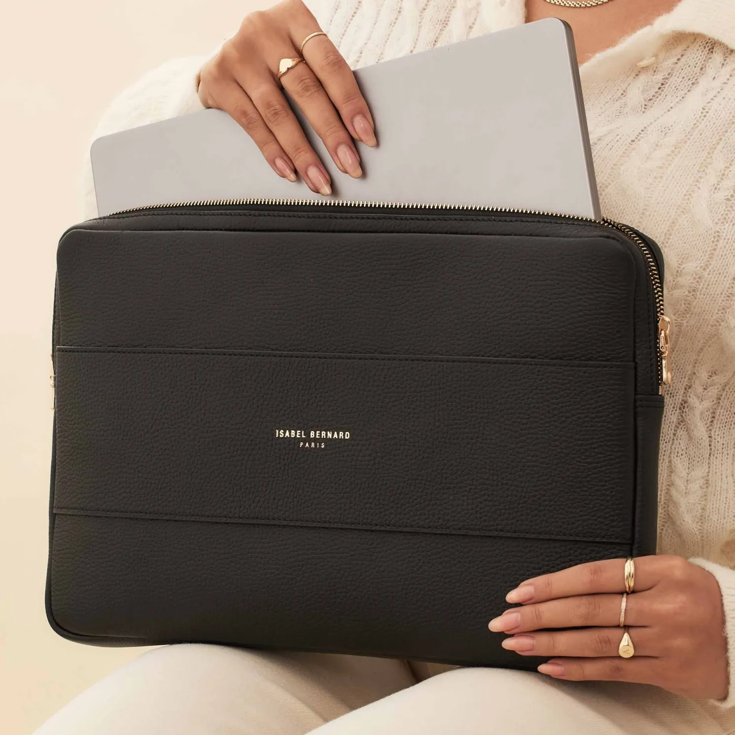 Honoré Caress zwarte leren laptop hoes van kalfsleer