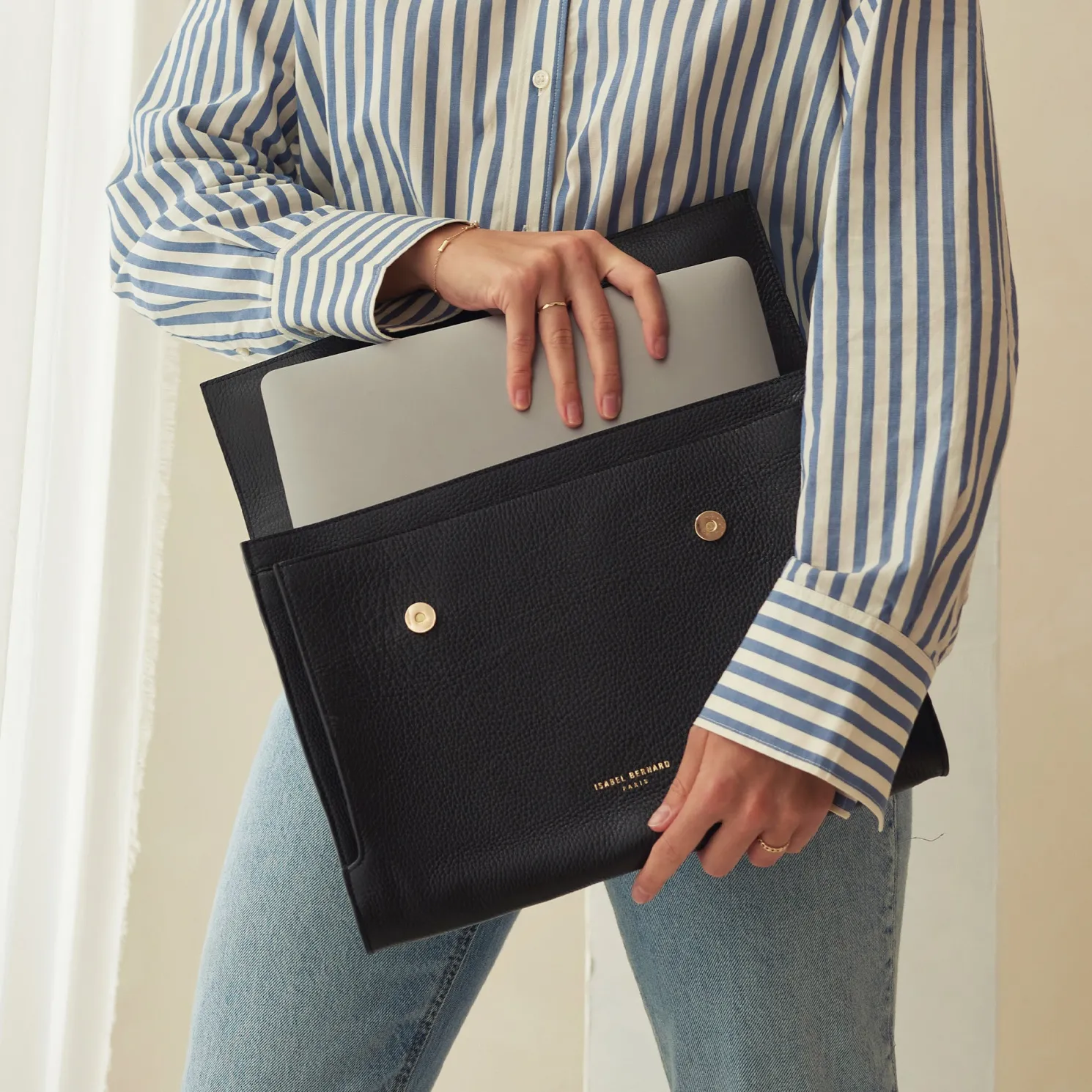 Honoré Caroline zwarte leren laptop hoes van gevlochten kalfsleer