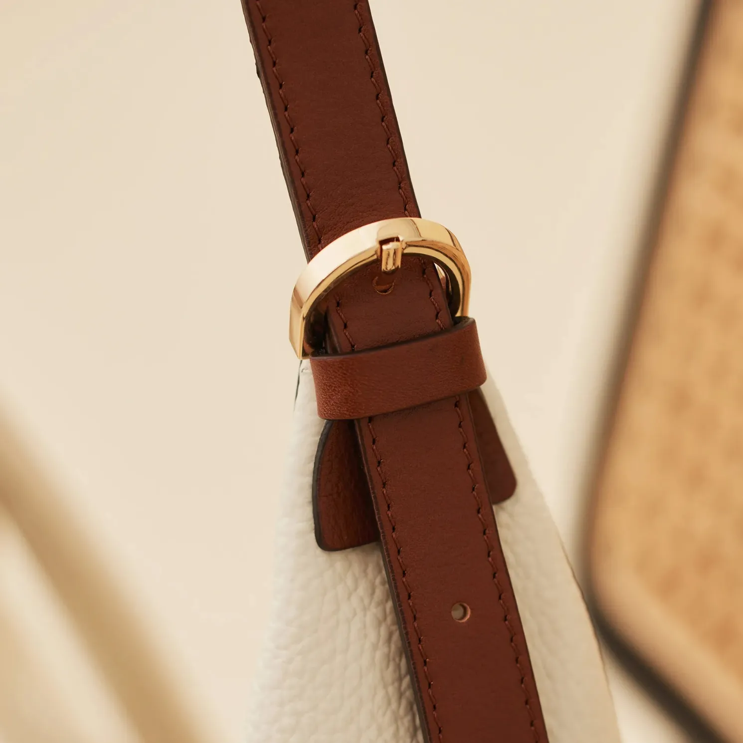 Honoré Muriel crème leren schoudertas van kalfsleer