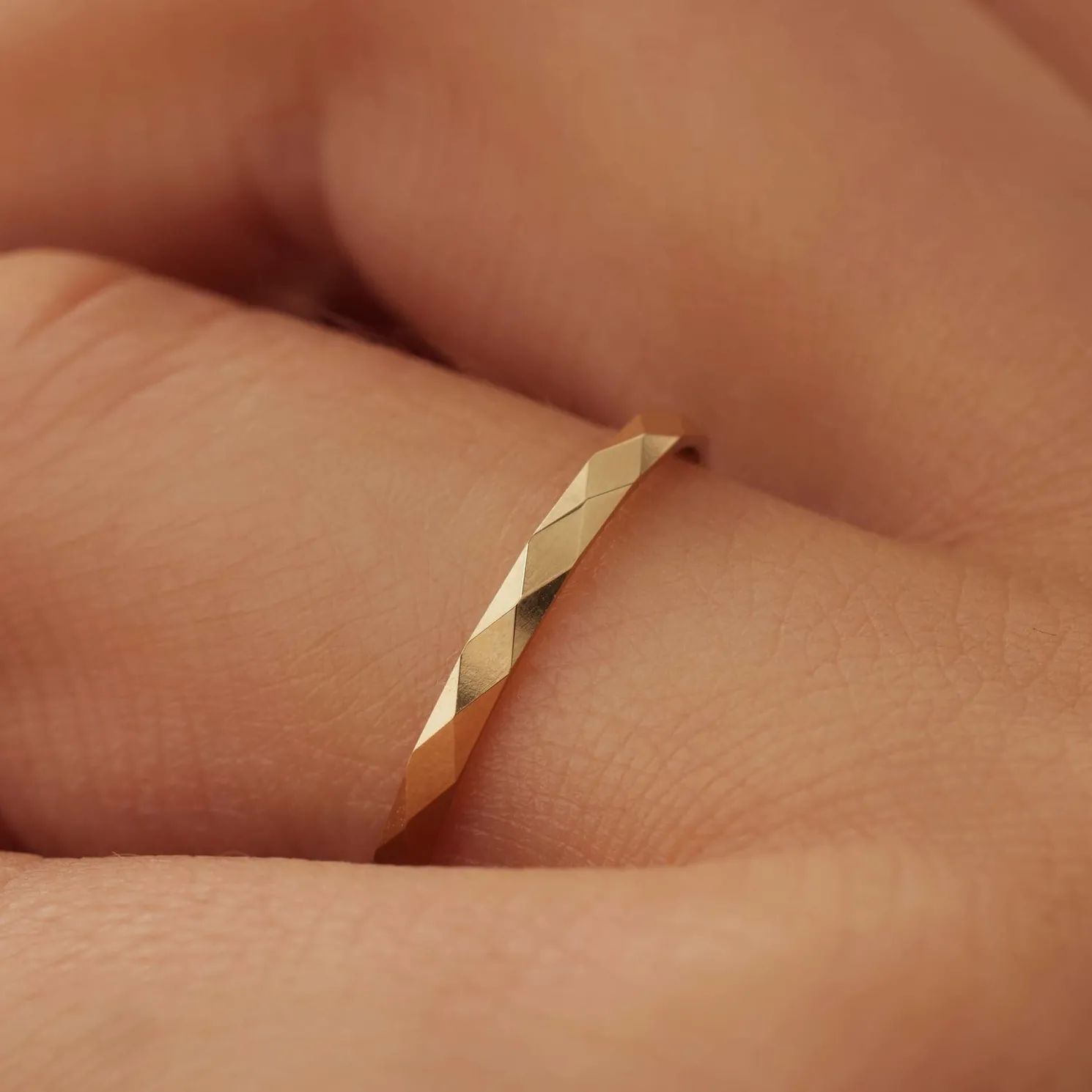 Rivoli Laura 14 karaat gouden ring met diamond cut